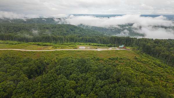 5 Acres of Residential Land for Sale in Spencer, Tennessee