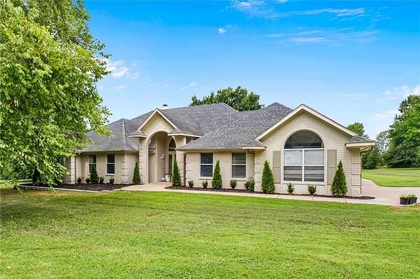 4.1 Acres of Land with Home for Sale in Springdale, Arkansas