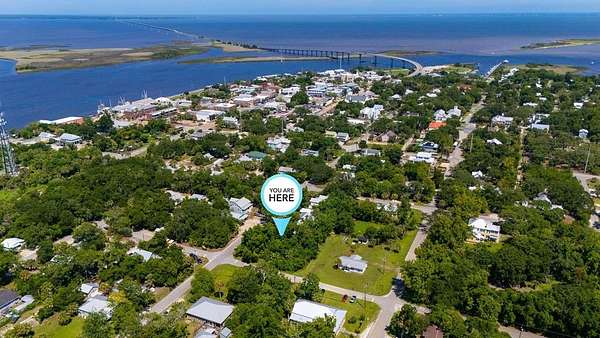 0.14 Acres of Residential Land for Sale in Apalachicola, Florida
