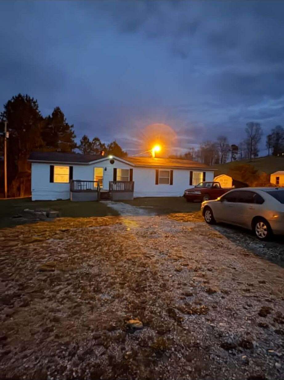 2 Acres of Land with Home for Sale in McKee, Kentucky