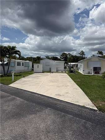 0.04 Acres of Land for Sale in Naples, Florida