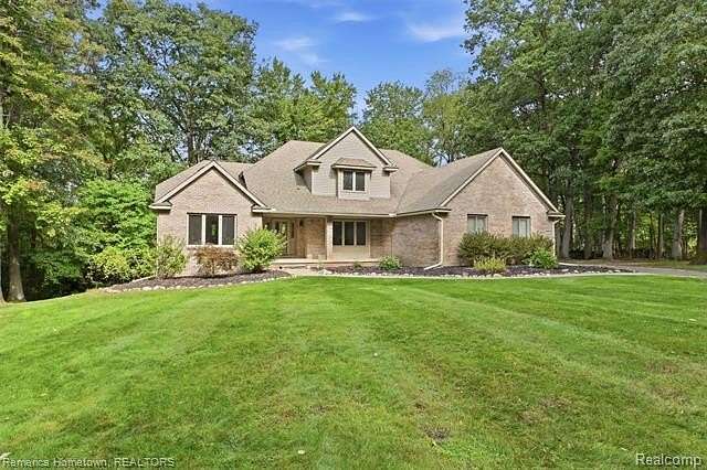 3.85 Acres of Land with Home for Lease in South Lyon, Michigan