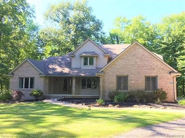 3.85 Acres of Land with Home for Lease in Green Oak Township, Michigan
