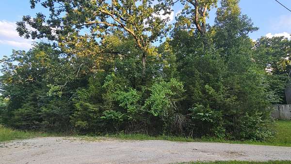 0.18 Acres of Land for Sale in Merriam Woods, Missouri