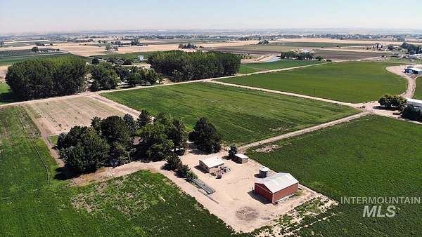 2.63 Acres of Land with Home for Sale in Caldwell, Idaho