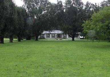 10 Acres of Land with Home for Sale in Fayetteville, Tennessee