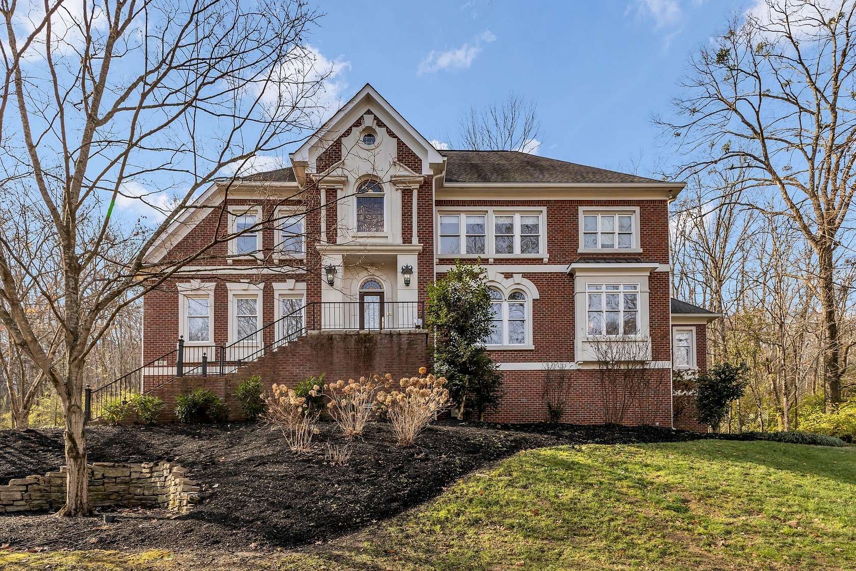 1.84 Acres of Land with Home for Sale in Brentwood, Tennessee