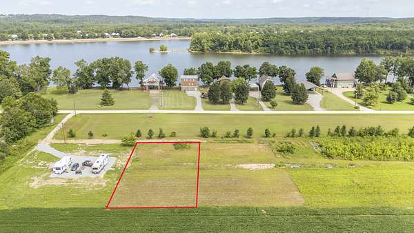 0.34 Acres of Residential Land for Sale in Clifton, Tennessee