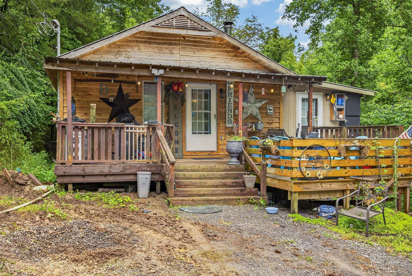 48 Acres of Land with Home for Sale in Bloomington Springs, Tennessee