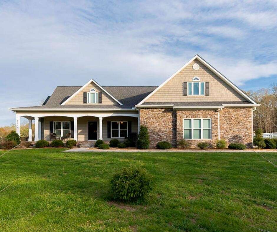 9.9 Acres of Land with Home for Sale in Dunlap, Tennessee