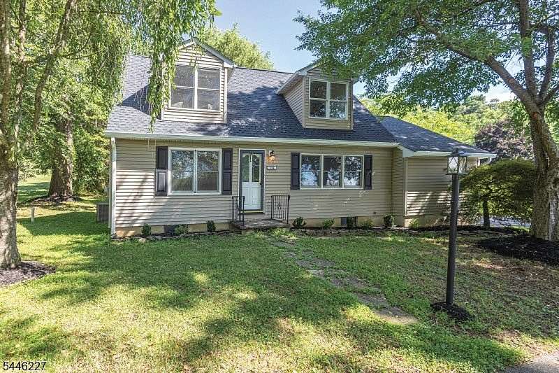 3.13 Acres of Land with Home for Sale in Holland Township, New Jersey