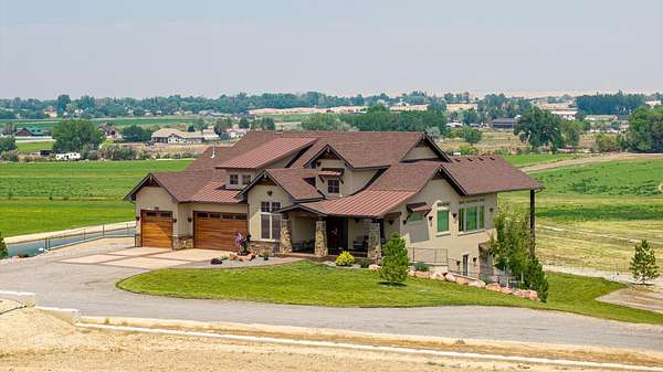 50 Acres of Land with Home for Sale in Grand Junction, Colorado