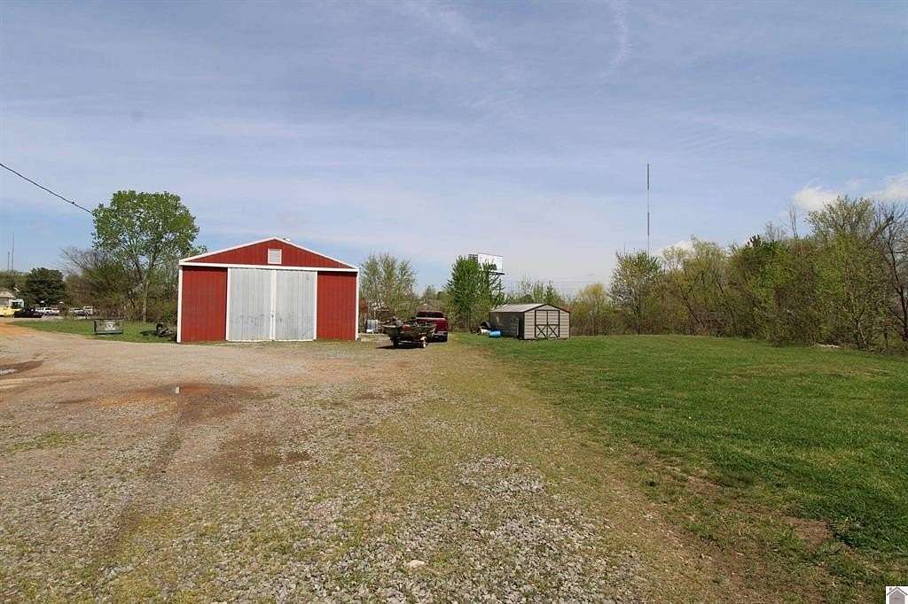 3.42 Acres of Improved Commercial Land for Sale in Mayfield, Kentucky