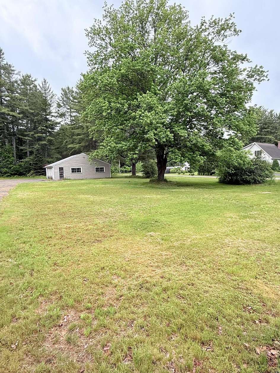 0.53 Acres of Residential Land for Sale in Saco, Maine