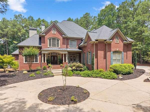 2.38 Acres of Land with Home for Sale in Alpharetta, Georgia