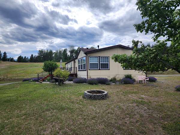 10 Acres of Land with Home for Sale in Kettle Falls, Washington