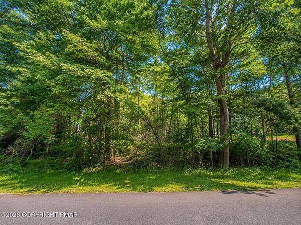 0.51 Acres of Residential Land for Sale in Long Pond, Pennsylvania