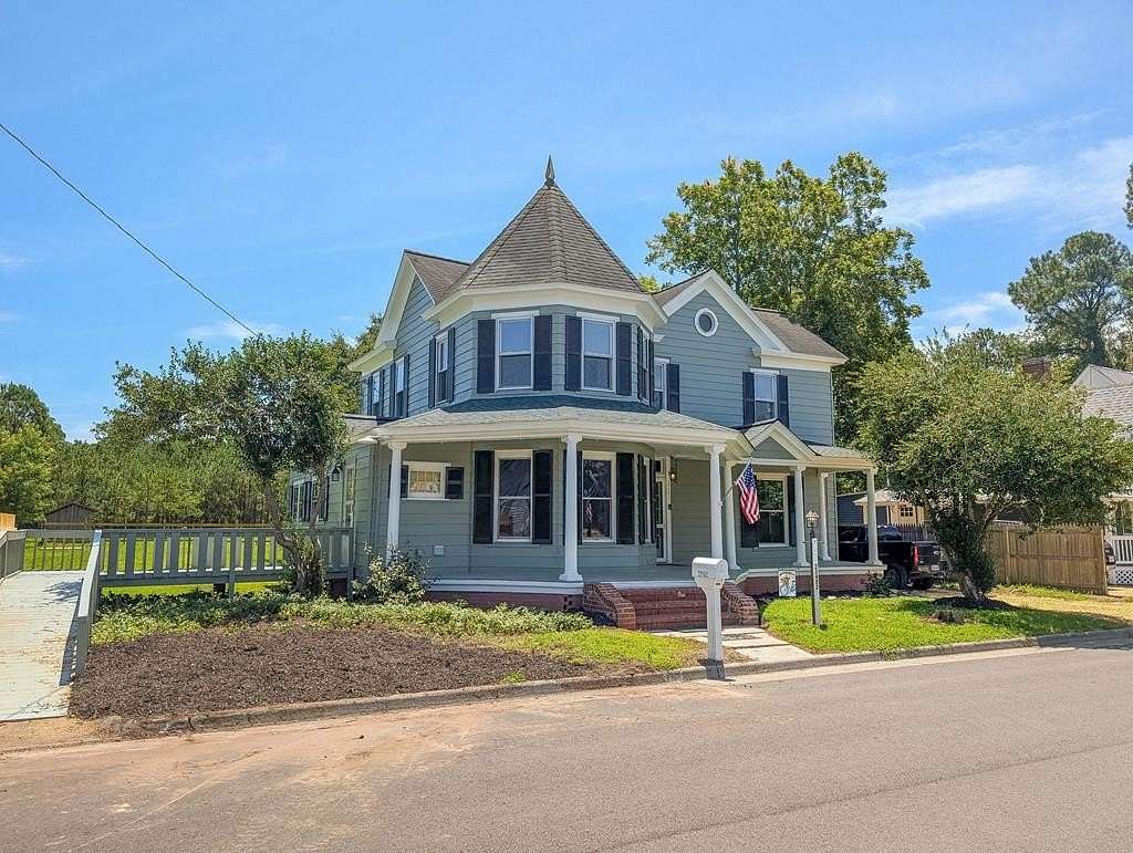 8 Acres of Land with Home for Sale in Sanford, Virginia