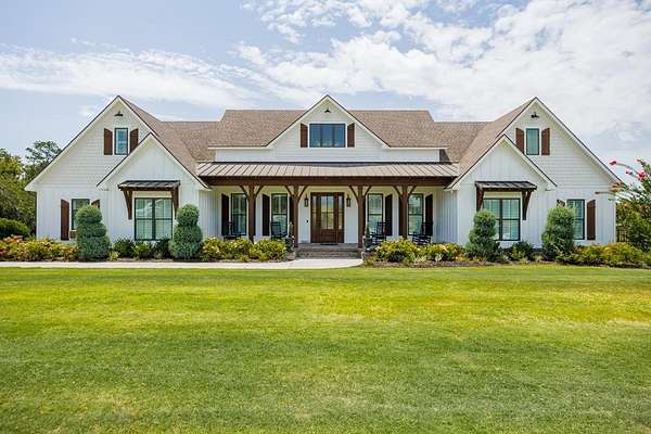 2.54 Acres of Land with Home for Sale in Adel, Georgia