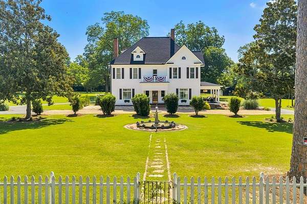 5 Acres of Land with Home for Sale in Vienna, Georgia