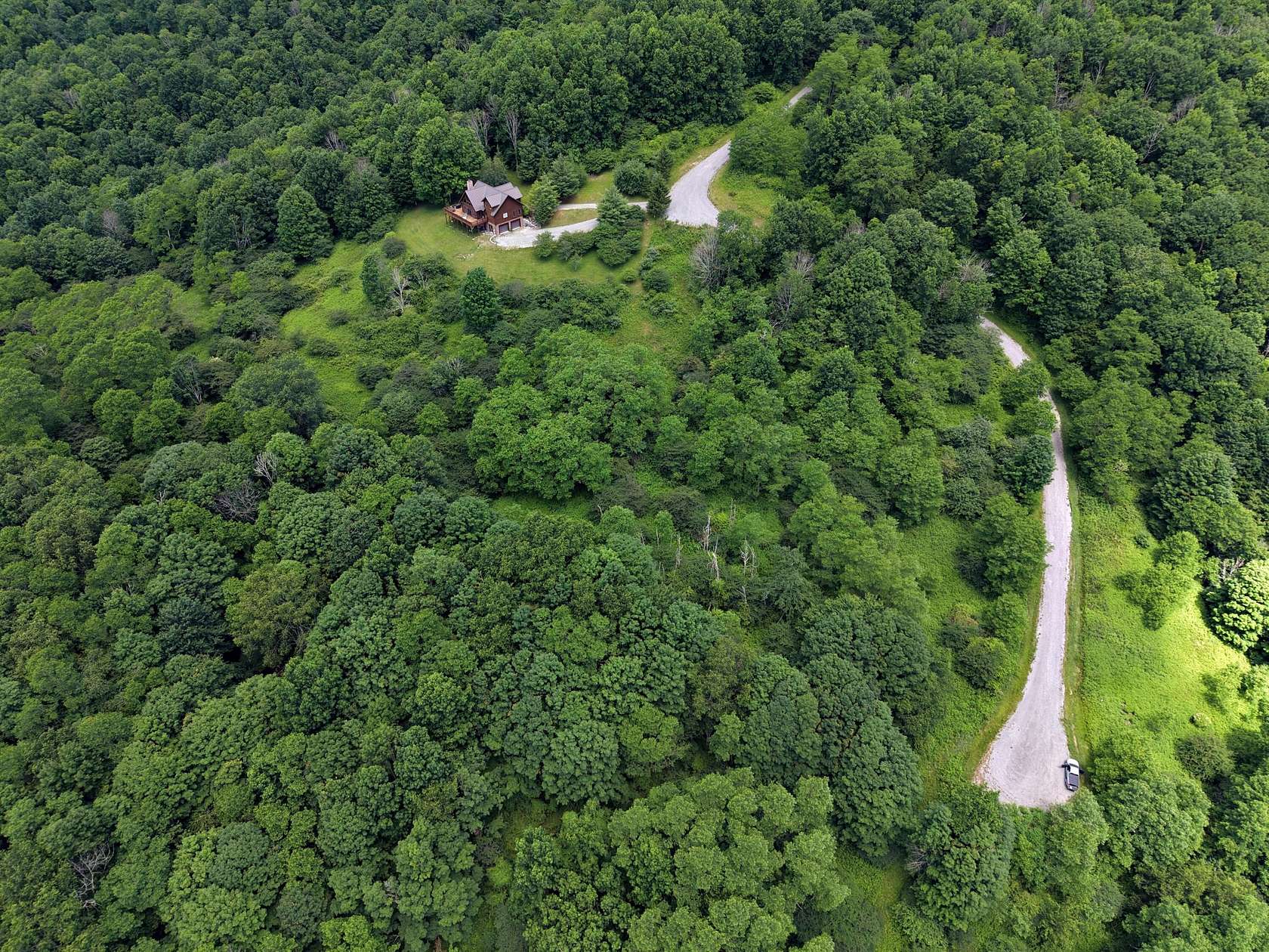 5 Acres of Residential Land for Sale in Slaty Fork, West Virginia