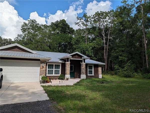 4.78 Acres of Land with Home for Sale in Inverness, Florida