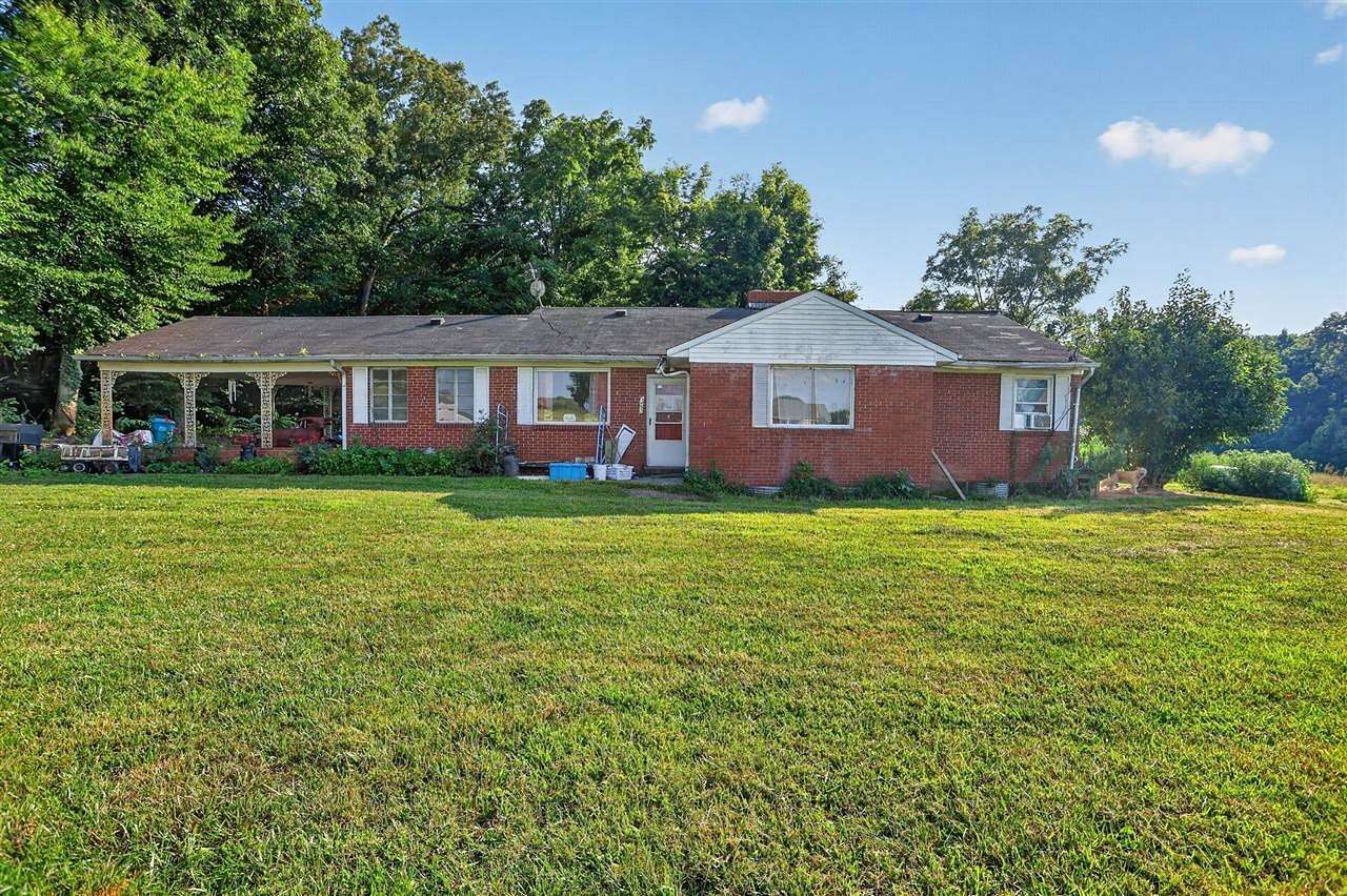 13.2 Acres of Land with Home for Sale in Austin, Kentucky