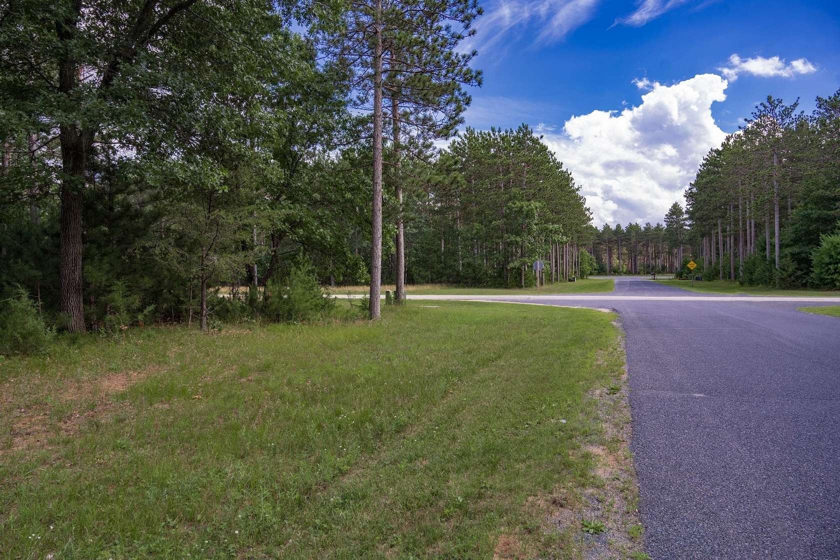 1.5 Acres of Residential Land for Sale in Friendship, Wisconsin