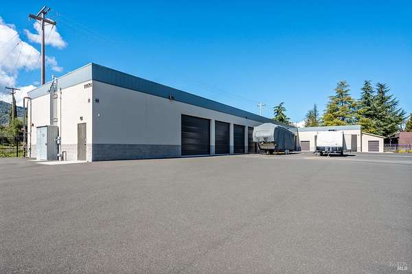 2.53 Acres of Commercial Land for Sale in Ukiah, California