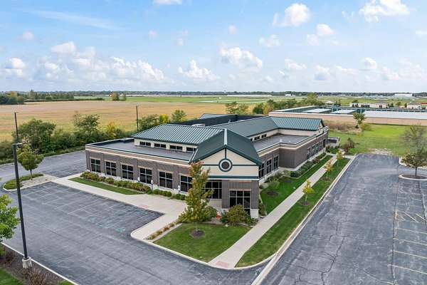 2.33 Acres of Improved Mixed-Use Land for Lease in Munster, Indiana