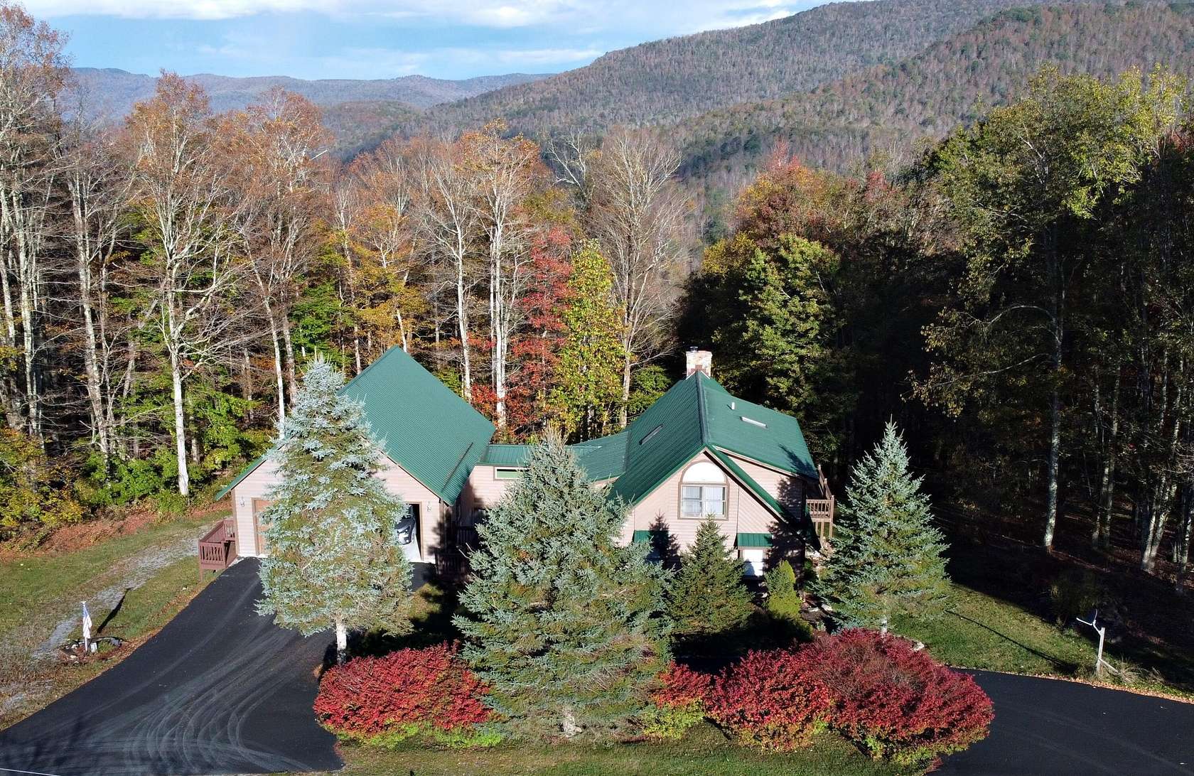 2.2 Acres of Land with Home for Sale in Slaty Fork, West Virginia