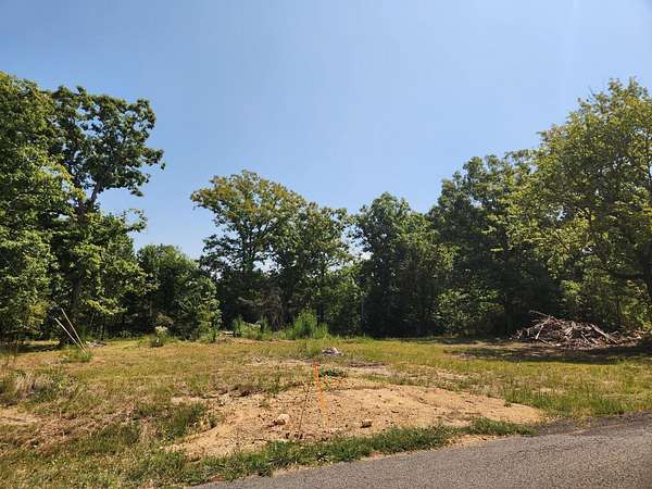 0.74 Acres of Residential Land for Sale in South Pittsburg, Tennessee