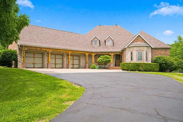 5 Acres of Land with Home for Sale in Springfield, Missouri