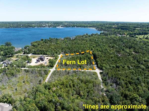 2.5 Acres of Residential Land for Sale in Egg Harbor, Wisconsin