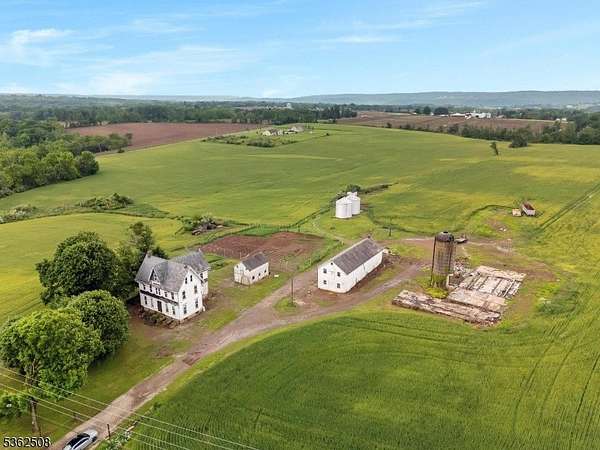 100 Acres of Land for Sale in Alexandria Township, New Jersey