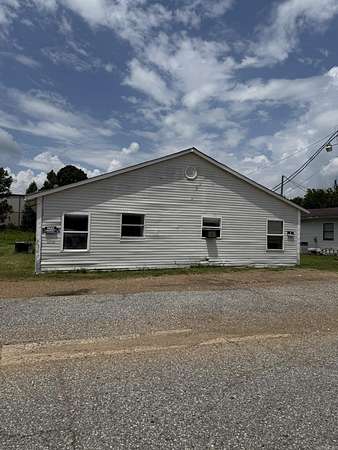 1.87 Acres of Improved Commercial Land for Sale in Nashville, Arkansas