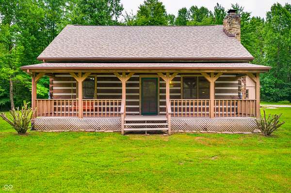 4.64 Acres of Land with Home for Sale in Nashville, Indiana