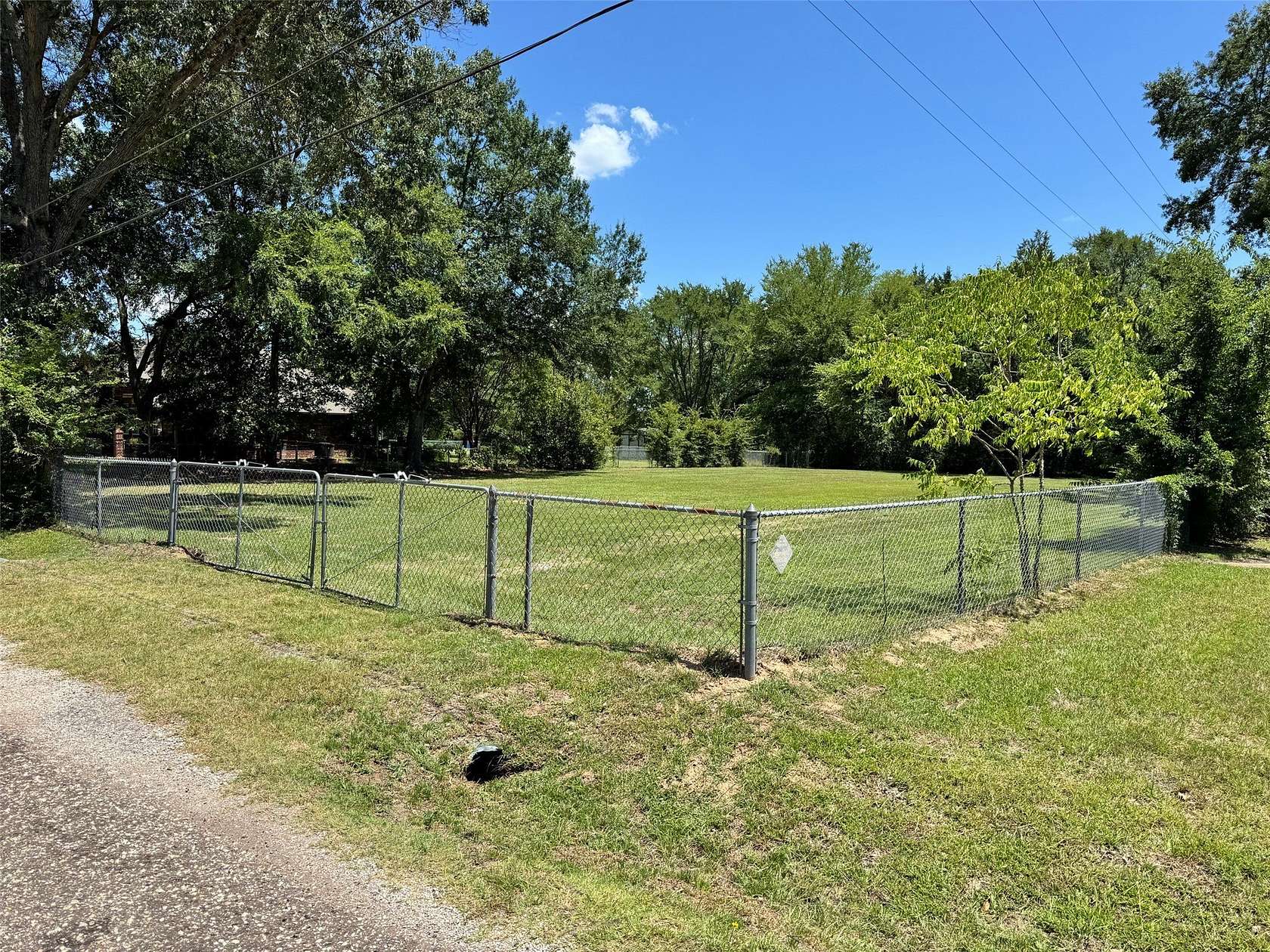 0.79 Acres of Residential Land for Sale in Van, Texas