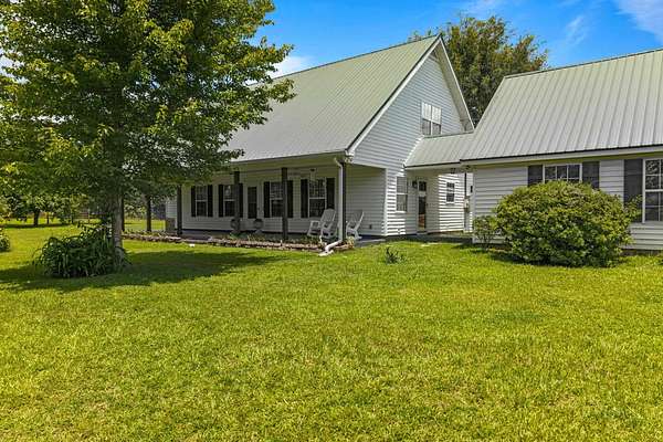 5.84 Acres of Land with Home for Sale in Havana, Florida