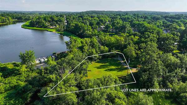 0.42 Acres of Residential Land for Sale in Burlington, Wisconsin