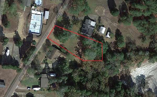 0.5 Acres of Land for Sale in Macon, Mississippi