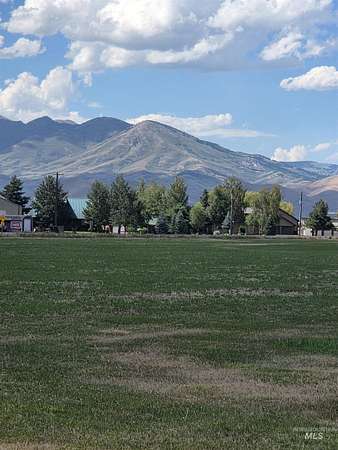 9.6 Acres of Land for Sale in Fairfield, Idaho