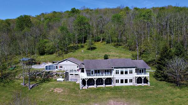 100 Acres of Recreational Land with Home for Sale in Marlinton, West Virginia
