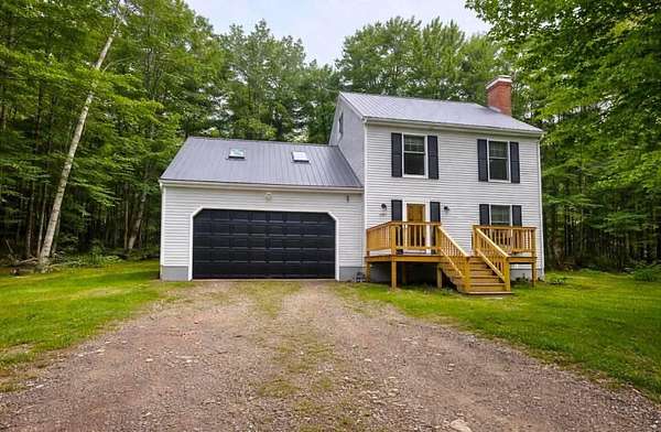 4 Acres of Land with Home for Sale in Baileyville Town, Maine