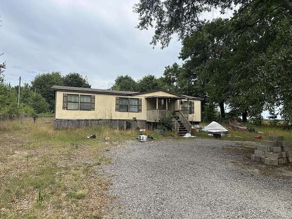 2.16 Acres of Land with Home for Sale in Chesnee, South Carolina