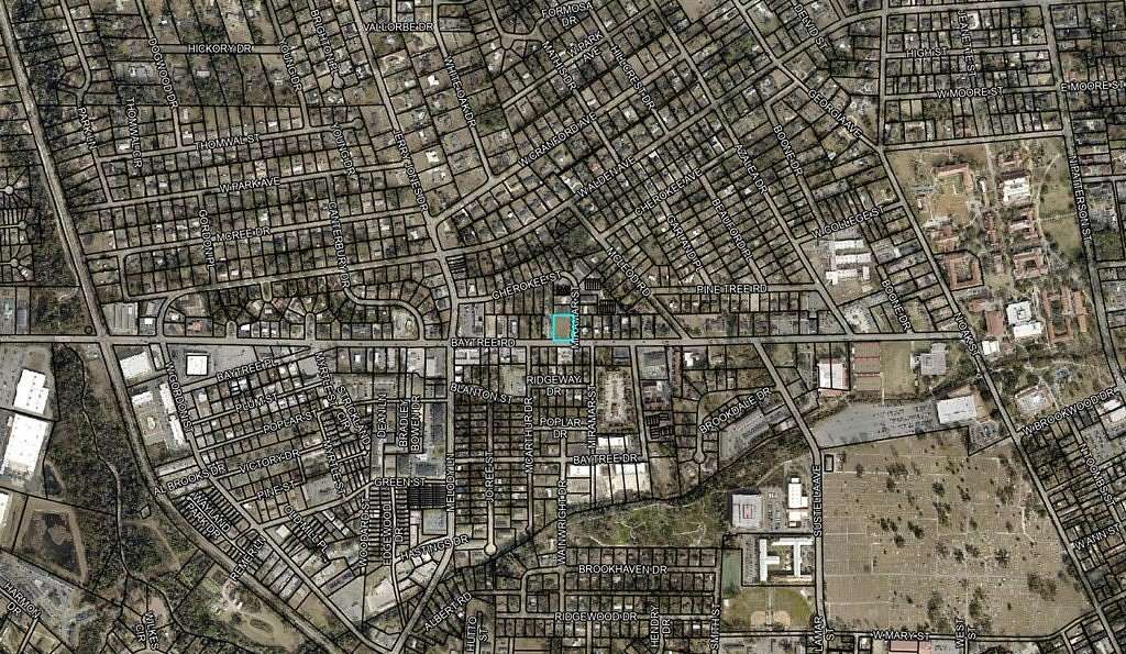 0.73 Acres of Mixed-Use Land for Sale in Valdosta, Georgia