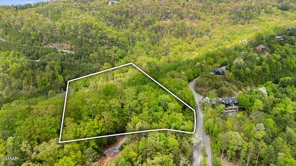 3.13 Acres of Residential Land for Sale in Sevierville, Tennessee