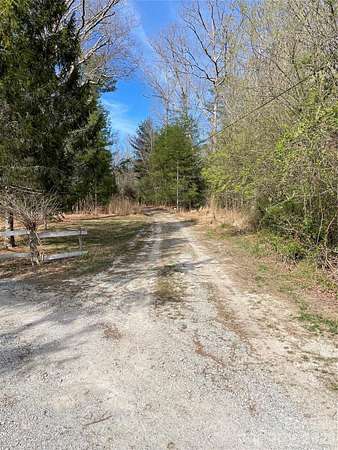 15.8 Acres of Land for Sale in Hendersonville, North Carolina