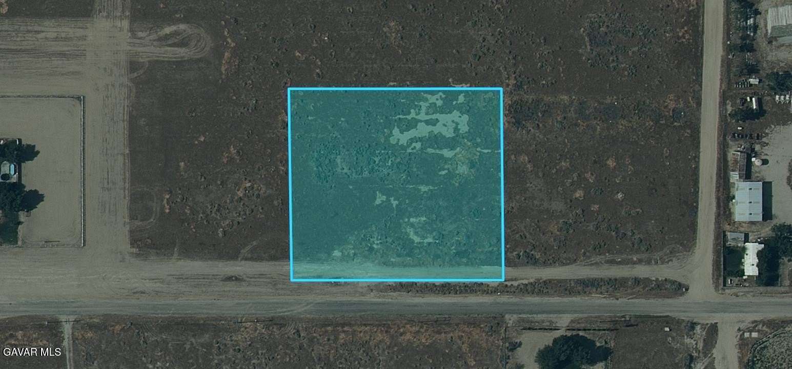 2 Acres of Land for Sale in Rosamond, California