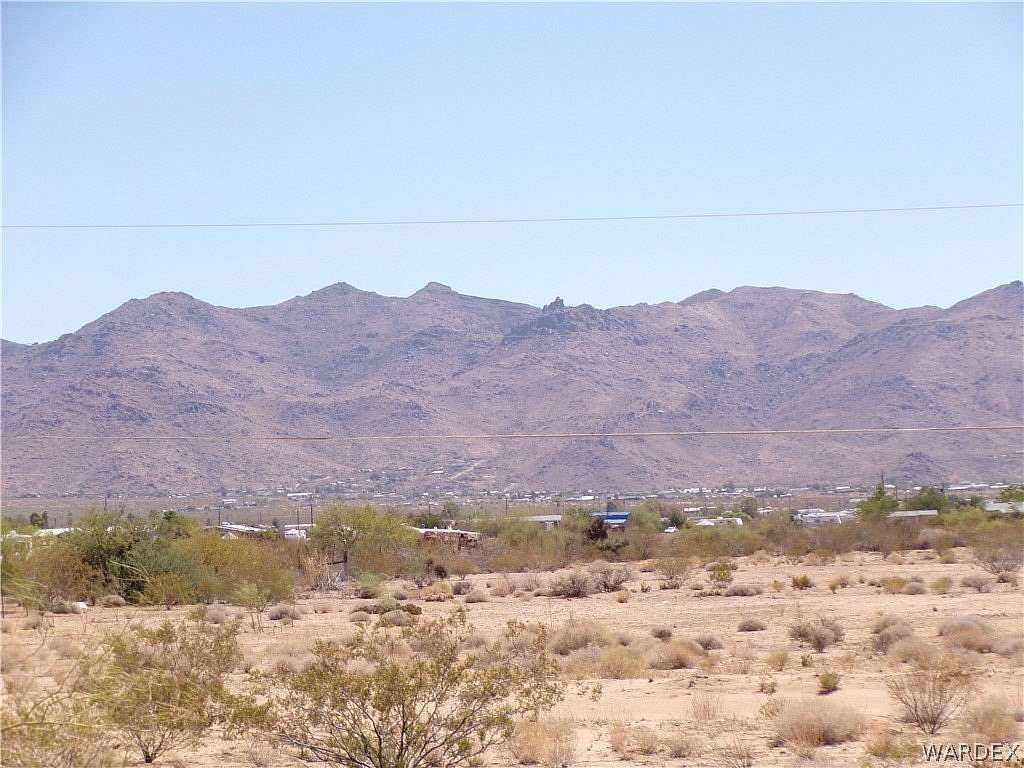 1 Acre of Residential Land for Sale in Golden Valley, Arizona